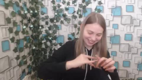 klerkarina online show from 02/06/25, 06:40