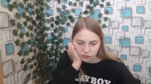 klerkarina online show from 02/19/25, 09:28