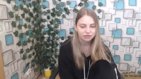 klerkarina online show from 02/20/25, 05:44