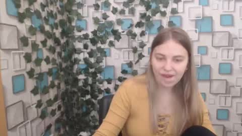 klerkarina online show from 03/10/25, 05:43