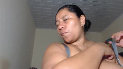 Snapshot of kloe_boobs chatting on 01/31/25, 04:25 Kloe online show from 01/31/25, 04:25