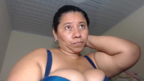 Snapshot of kloe_boobs chatting on 03/07/25, 08:23 Kloe online show from 03/07/25, 08:23