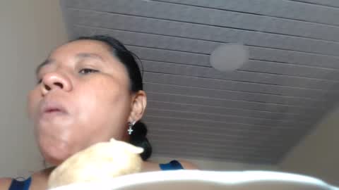 Snapshot of kloe_boobs chatting on 09/19/25, 07:58 Kloe online show from 09/19/25, 07:58