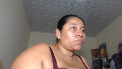 Snapshot of kloe_boobs chatting on 10/21/25, 07:14 Kloe online show from 10/21/25, 07:14