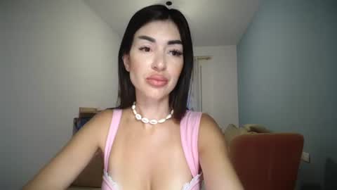 Snapshot of klover_kissu chatting on 09/19/25, 04:40 Klover online show from 09/19/25, 04:40