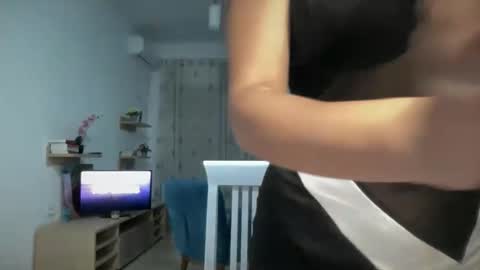 Snapshot of klover_kissu chatting on 10/18/25, 07:14 Klover online show from 10/18/25, 07:14