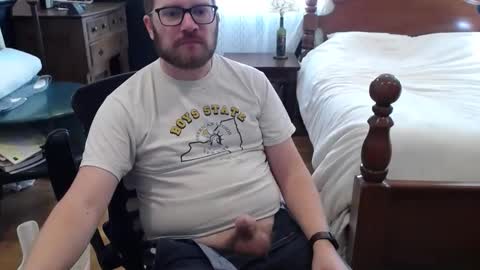 Snapshot of km0079 chatting on 09/28/25, 06:02 Kris online show from 09/28/25, 06:02