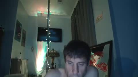 Snapshot of kmack1111 chatting on 12/19/25, 08:10 Kevv Heidi All Hallows Eve Show online show from 12/19/25, 08:10