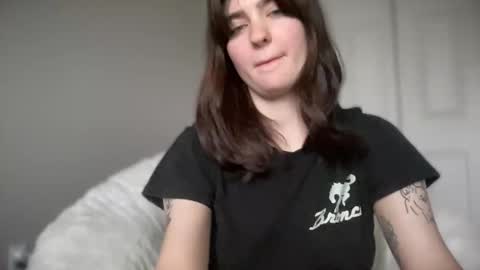 knextdoor online show from 05/03/26, 03:29