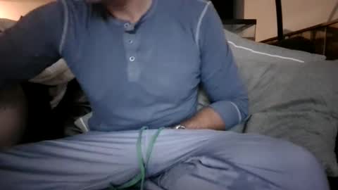 Knight3975 online show from 09/19/25, 01:45