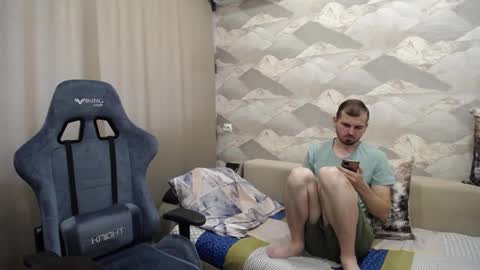 Carter.  online show from 10/04/25, 08:45