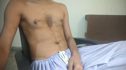 Snapshot of knightrider5566 chatting on 10/08/25, 10:02 Harry online show from 10/08/25, 10:02