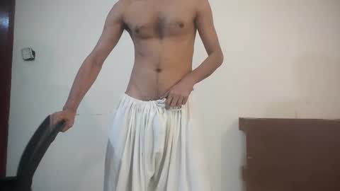 Snapshot of knightrider5566 chatting on 10/18/25, 04:15 Harry online show from 10/18/25, 04:15