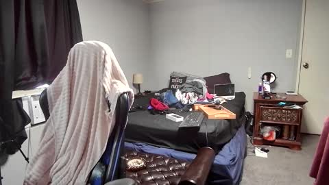 Kevin Fitz online show from 10/12/25, 07:24