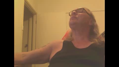 Snapshot of knobout chatting on 09/15/25, 09:09 knobout online show from 09/15/25, 09:09