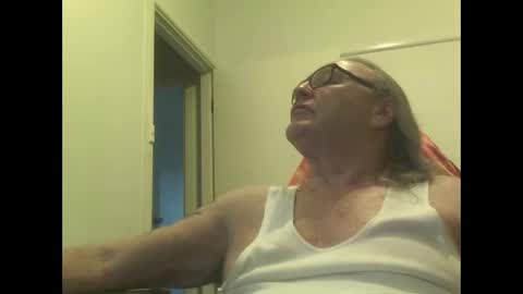 Snapshot of knobout chatting on 09/30/25, 07:13 knobout online show from 09/30/25, 07:13