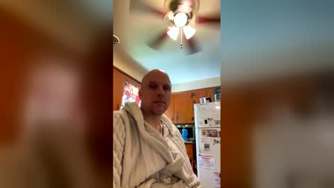 Snapshot of knotdaddy1983 chatting on 05/26/26, 02:57 knotdaddy1983 online show from 05/26/26, 02:57