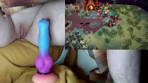 Snapshot of knottedkit chatting on 01/07/25, 10:32 knottedkit online show from 01/07/25, 10:32