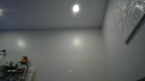 Snapshot of ko_rides chatting on 09/17/25, 12:45 ko_rides online show from 09/17/25, 12:45