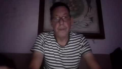 Snapshot of kobolt67 chatting on 10/28/25, 03:43 kobolt67 online show from 10/28/25, 03:43