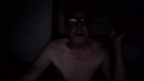 Snapshot of kobolt67 chatting on 11/20/25, 06:29 kobolt67 online show from 11/20/25, 06:29