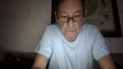 Snapshot of kobolt67 chatting on 12/15/25, 07:18 kobolt67 online show from 12/15/25, 07:18