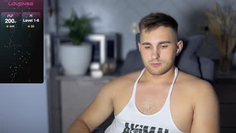 Sweet boy online show from 12/04/24, 11:57