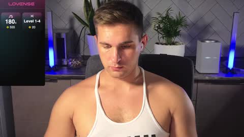 Sweet boy online show from 12/16/24, 04:05