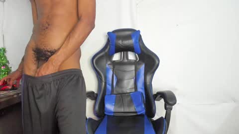 Snapshot of kofi_exotic_ chatting on 12/11/24, 09:01 kofi online show from 12/11/24, 09:01