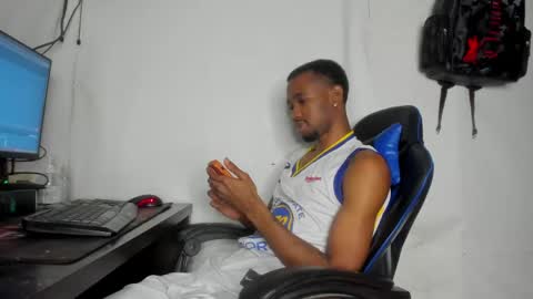 kofi online show from 05/15/26, 09:22