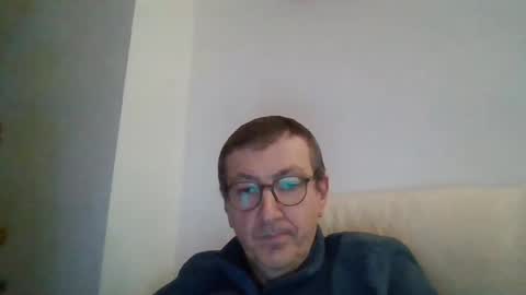 Snapshot of kolesie7 chatting on 12/27/24, 07:24 JUAN CARLOS online show from 12/27/24, 07:24