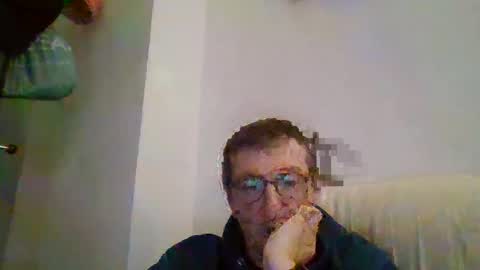 Snapshot of kolesie7 chatting on 01/19/25, 07:04 JUAN CARLOS online show from 01/19/25, 07:04