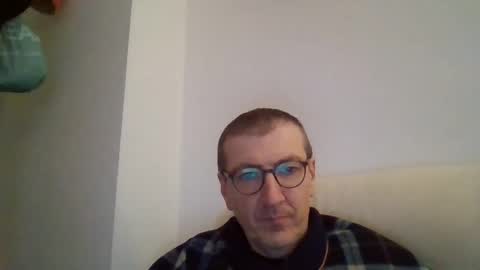 Snapshot of kolesie7 chatting on 02/09/25, 10:00 JUAN CARLOS online show from 02/09/25, 10:00