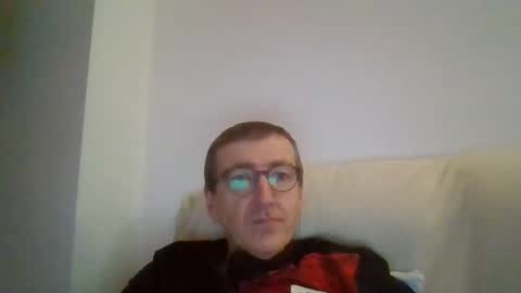 Snapshot of kolesie7 chatting on 09/27/25, 10:04 JUAN CARLOS online show from 09/27/25, 10:04