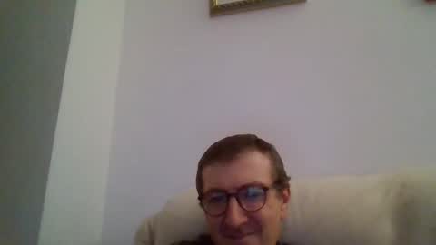 Snapshot of kolesie7 chatting on 10/22/25, 09:47 JUAN CARLOS online show from 10/22/25, 09:47