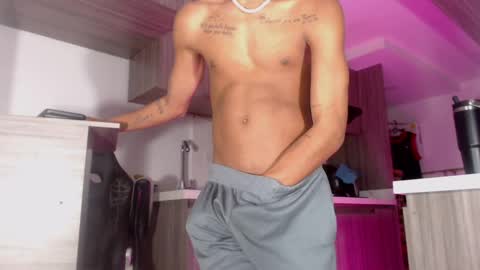 JEI  Independent Model online show from 09/30/25, 05:56