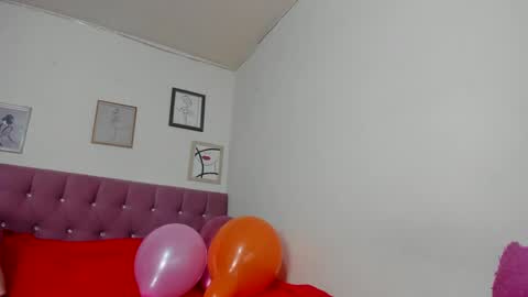 konie Diaz online show from 02/04/25, 04:08