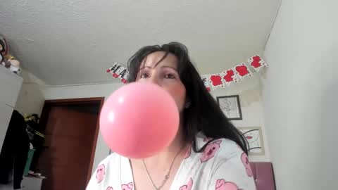 konie Diaz online show from 02/19/25, 11:04