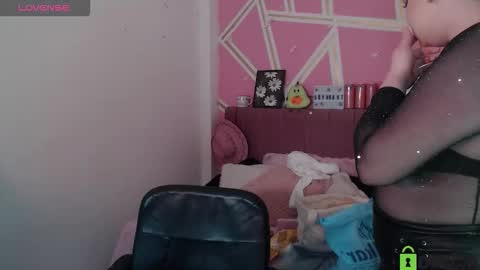 Snapshot of koning_moretti chatting on 02/15/26, 03:09 camila online show from 02/15/26, 03:09