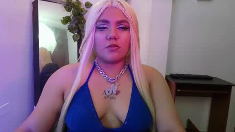 Snapshot of koning_moretti chatting on 05/27/26, 11:24 camila online show from 05/27/26, 11:24
