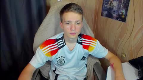 Snapshot of konnor_deviant chatting on 10/02/25, 09:44 konnor_deviant online show from 10/02/25, 09:44