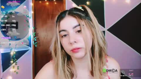 Snapshot of konygintonic chatting on 02/11/25, 01:10 YINI online show from 02/11/25, 01:10