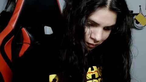 Karoll online show from 12/03/24, 01:19