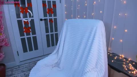 Mariia online show from 02/17/25, 04:20