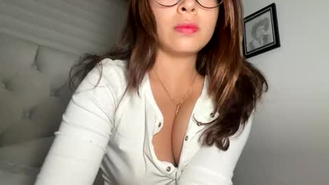 Snapshot of kornicovac chatting on 02/15/26, 10:47 kornicovac online show from 02/15/26, 10:47