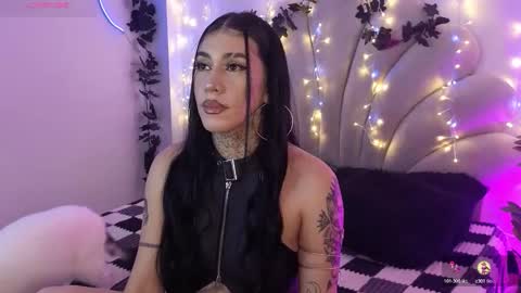 Snapshot of korolovaa chatting on 12/03/25, 01:24 korolova online show from 12/03/25, 01:24