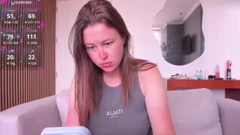 Twiix online show from 12/15/25, 04:33