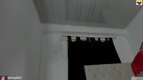 Snapshot of kortneyhills chatting on 09/26/25, 12:03 Kortneyhills - Aries online show from 09/26/25, 12:03