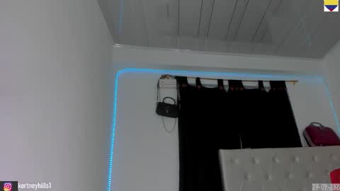 Snapshot of kortneyhills chatting on 10/01/25, 03:34 Kortneyhills - Aries online show from 10/01/25, 03:34