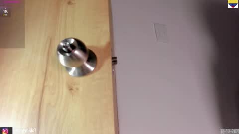 Snapshot of kortneyhills chatting on 10/12/25, 05:39 Kortneyhills - Aries online show from 10/12/25, 05:39